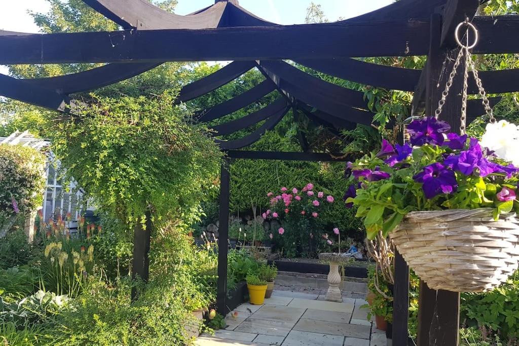 Peaceful Self Contained Studio In Lovely Garden. Hinckley Zewnętrze zdjęcie